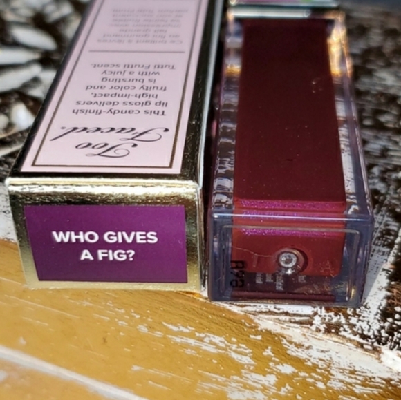 Too Faced Tutti Frutti Lip Glaze, Who Gives A Fig - Picture 3 of 5